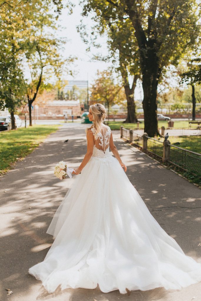 Zagreb vjencanje photo session vjenčanica s šlepom